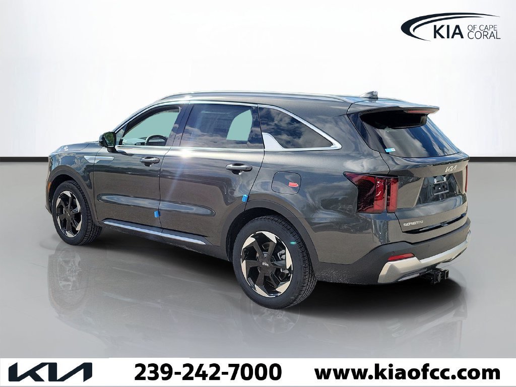 New 2026 Interstellar Gray Kia EX image 4