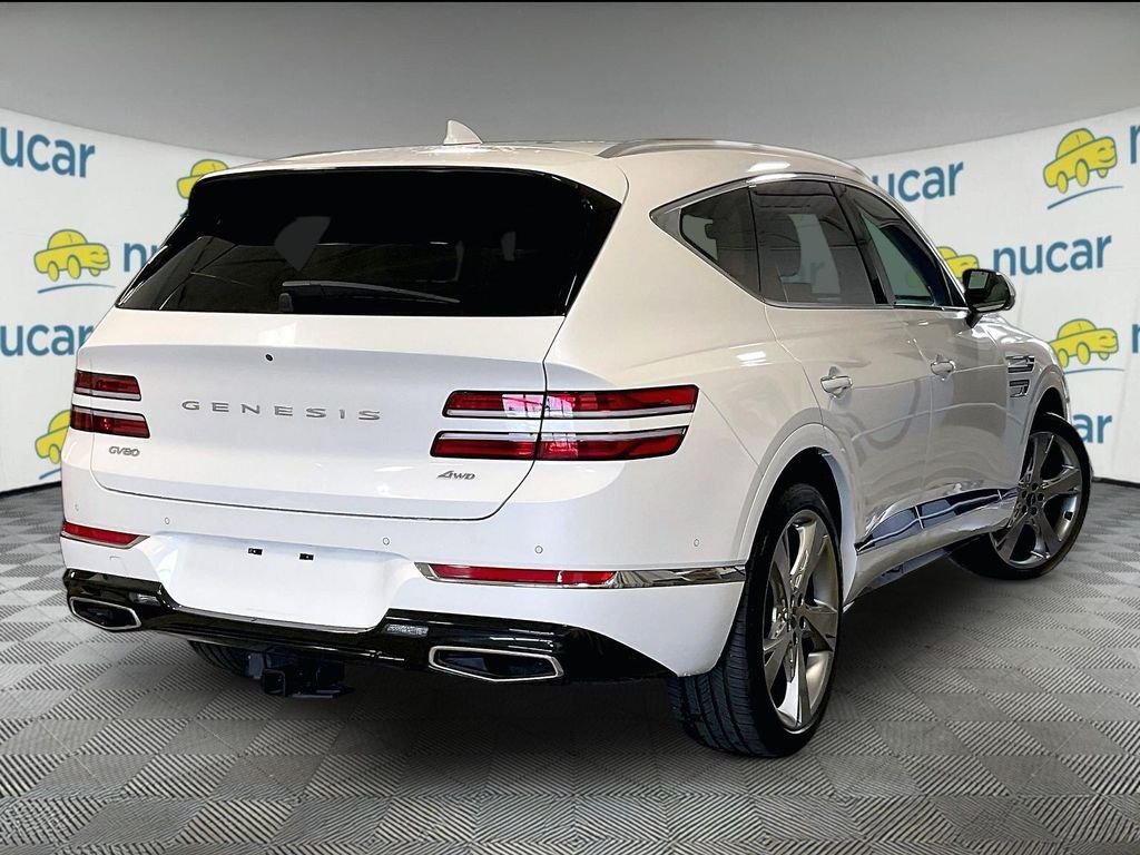 Used 2023 White Genesis 2.5T image 6