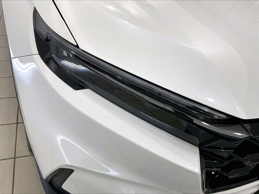 Used 2023 White Honda Sport image 33