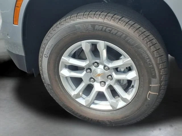 New 2026 Sterling Gray Metallic Chevrolet LT image 16
