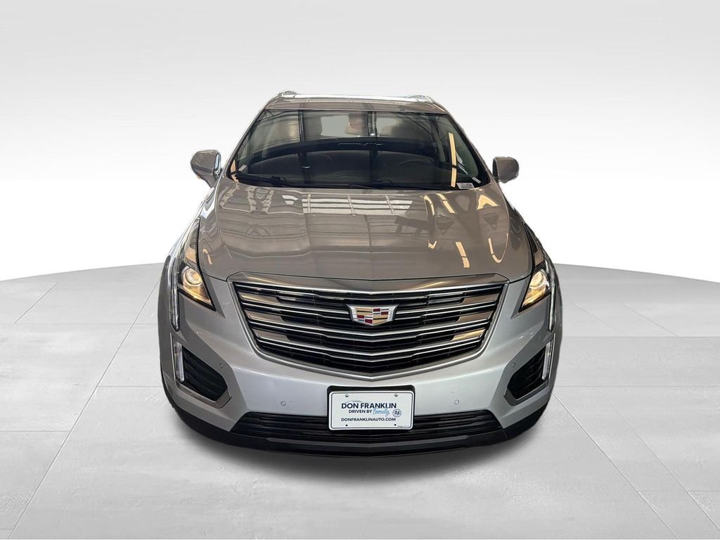 Used 2018 Silver Cadillac Luxury image 8
