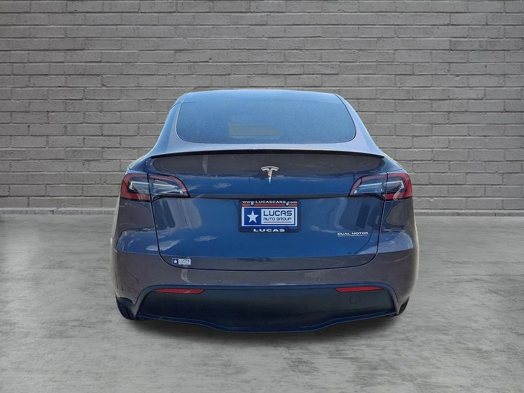 Used 2022  Tesla Performance image 38