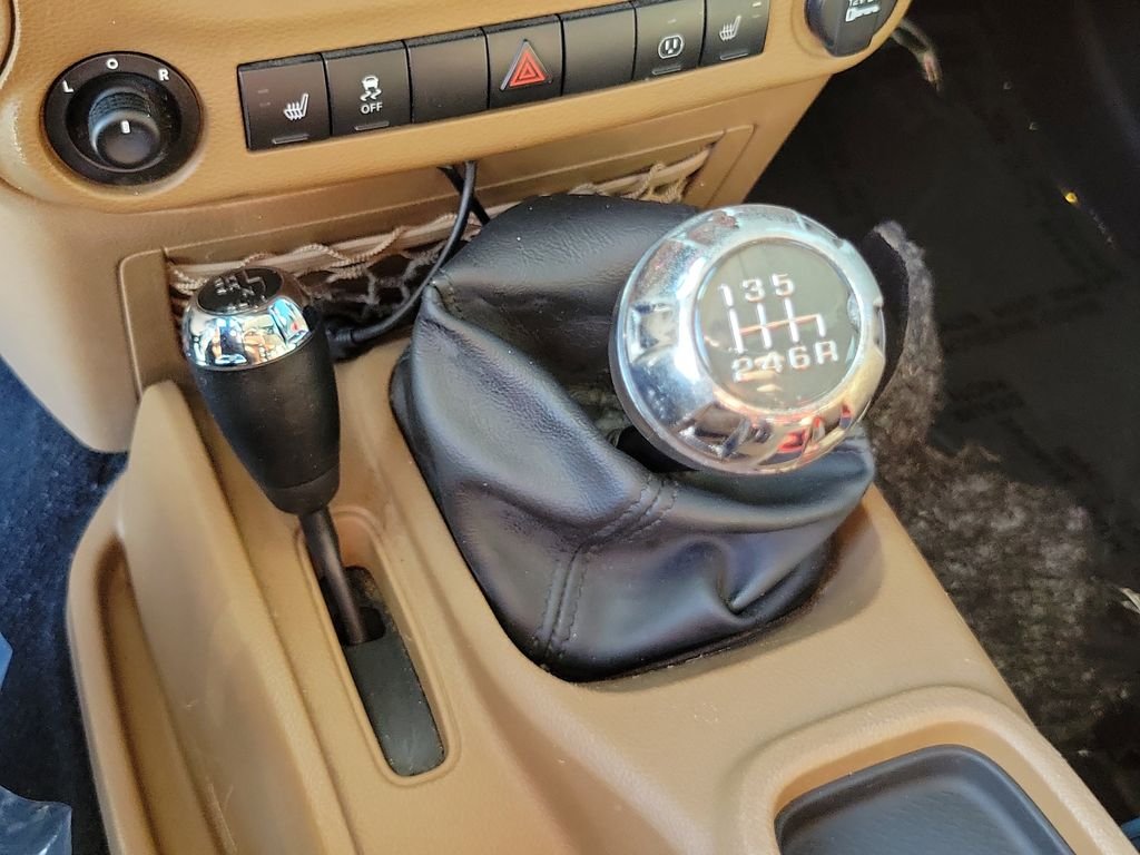 Used 2013 Black Jeep Sahara image 22
