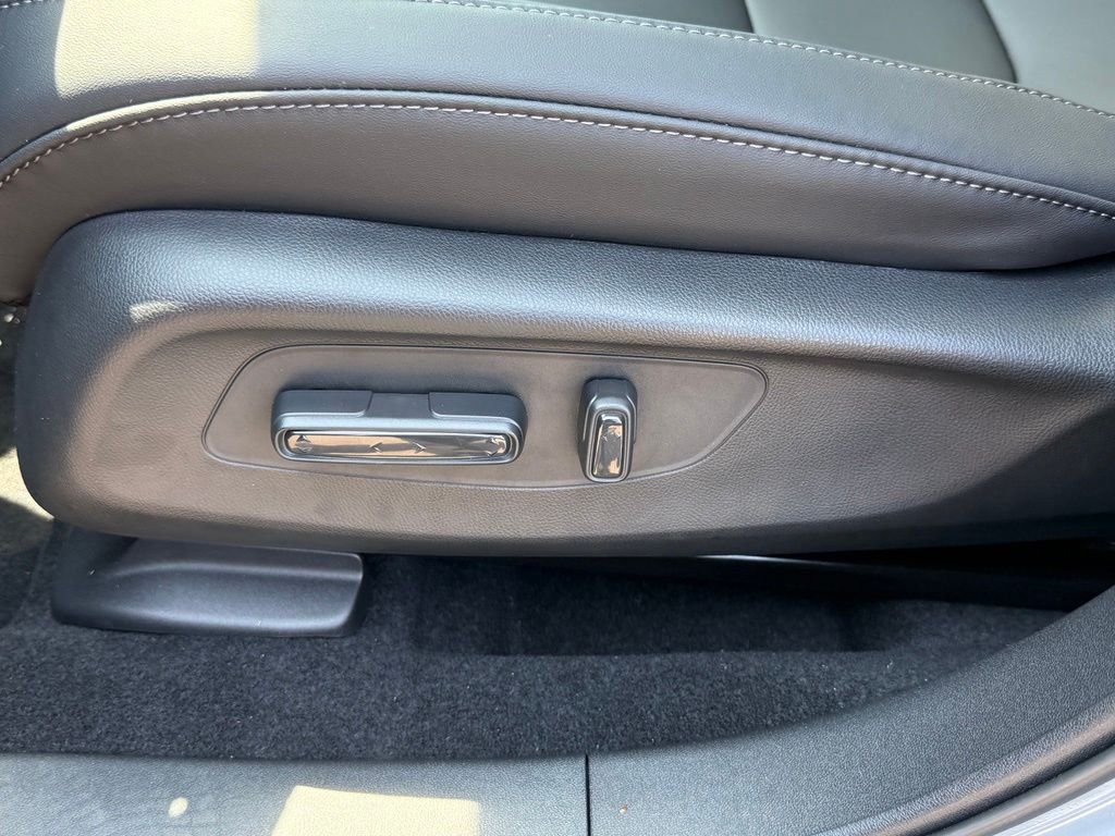 New 2026 Urban Gray Pearl Acura Base image 25