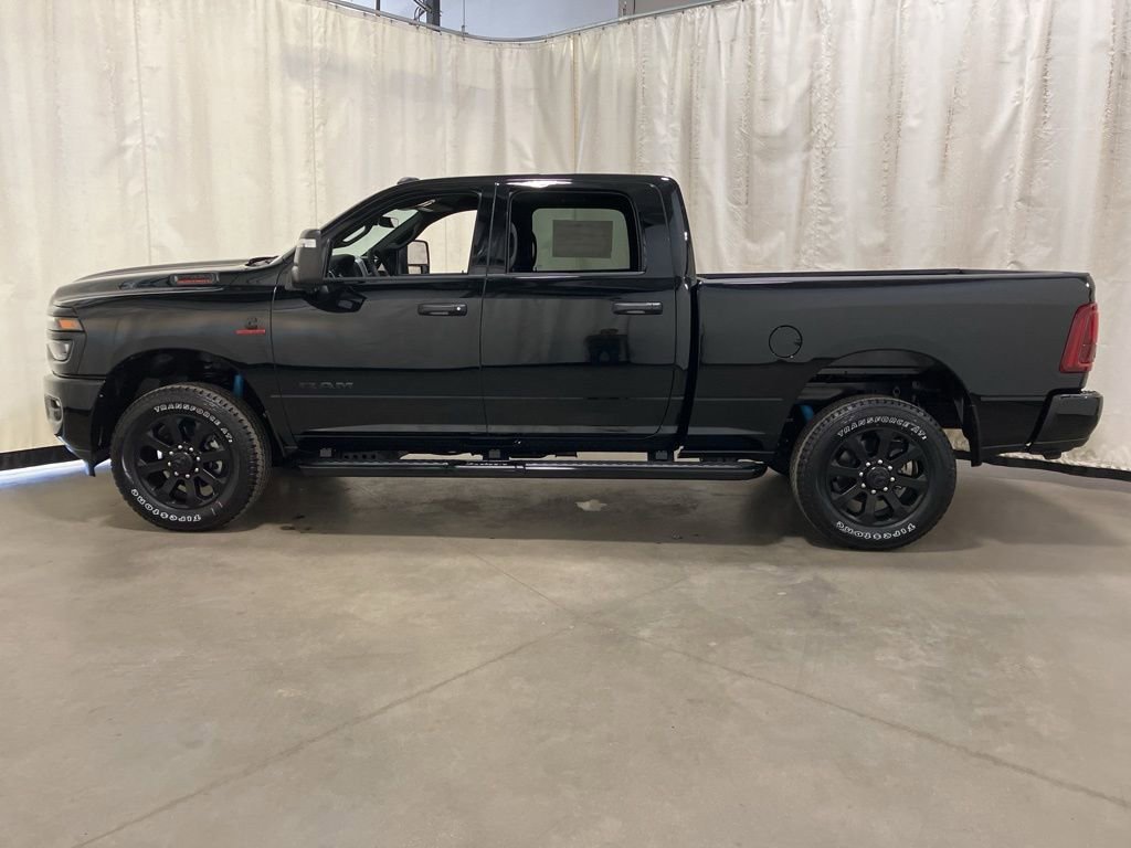 New 2026 Diamond Black Crystal Pearl-Coat Exterior Paint RAM Big Horn image 19