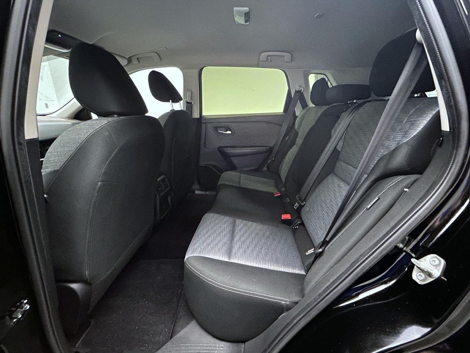 Used 2023 Black Nissan SV image 19