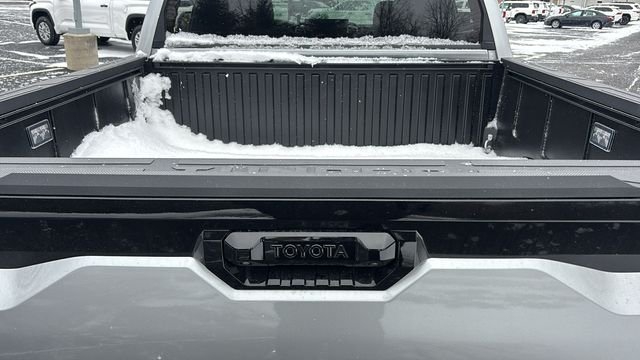 2025 Toyota Tundra Platinum - Photo 16