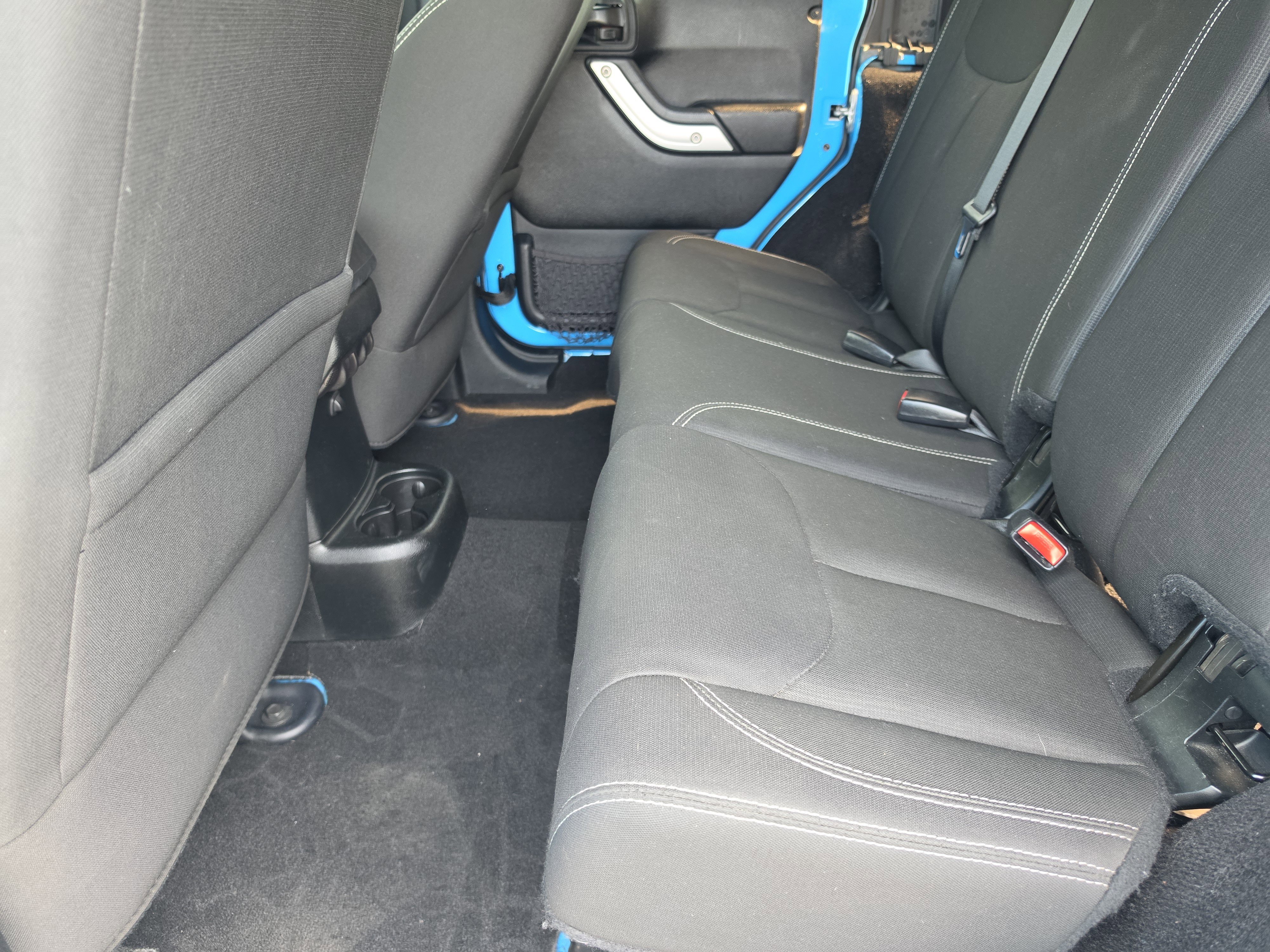 Used 2017 Chief Clearcoat Jeep Rubicon image 12