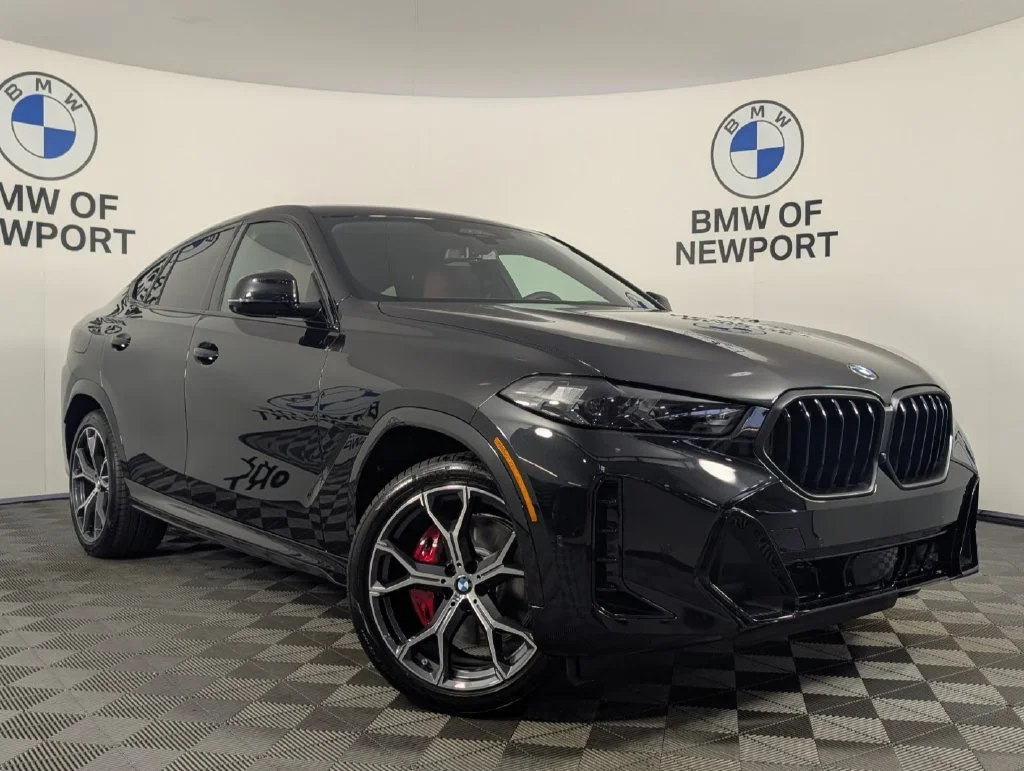 New 2027 Black Sapphire Metallic BMW xDrive40i image 3