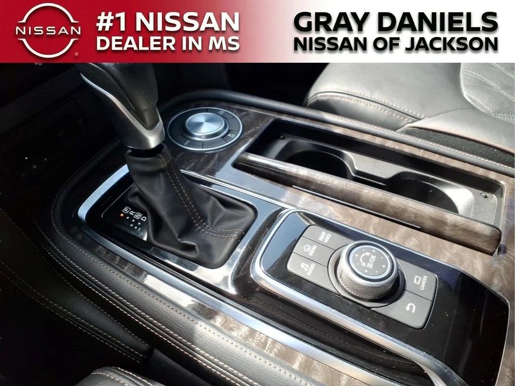 Used 2023 Gray Nissan Platinum image 19