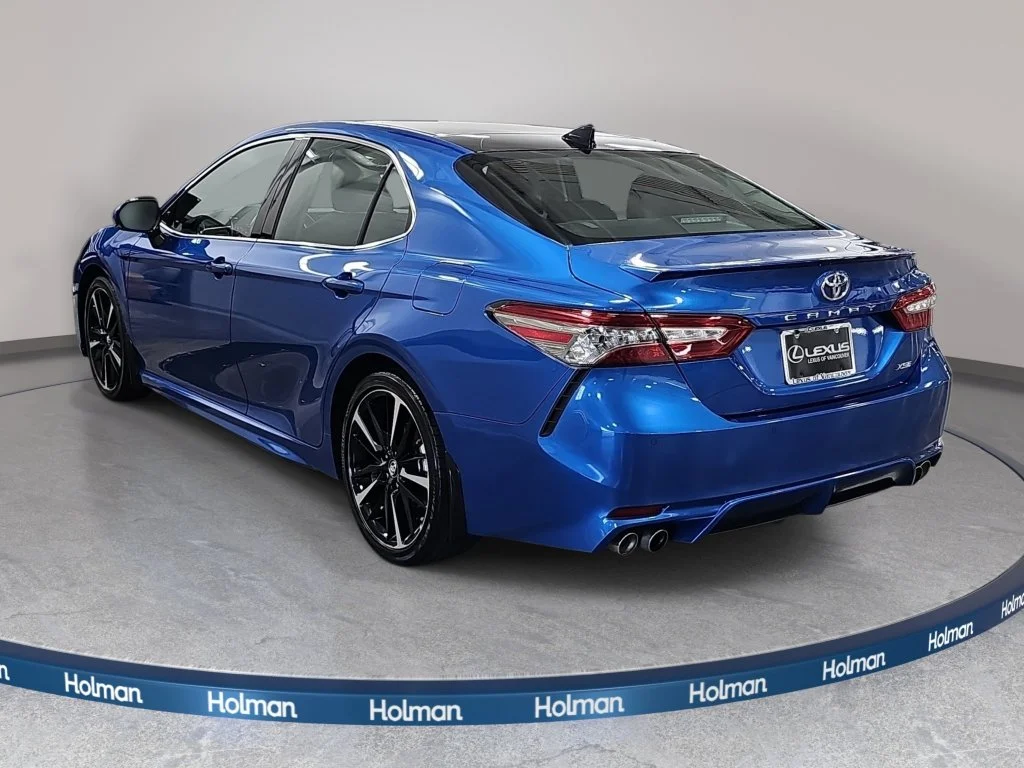 Used 2018 Blue Toyota XSE image 8