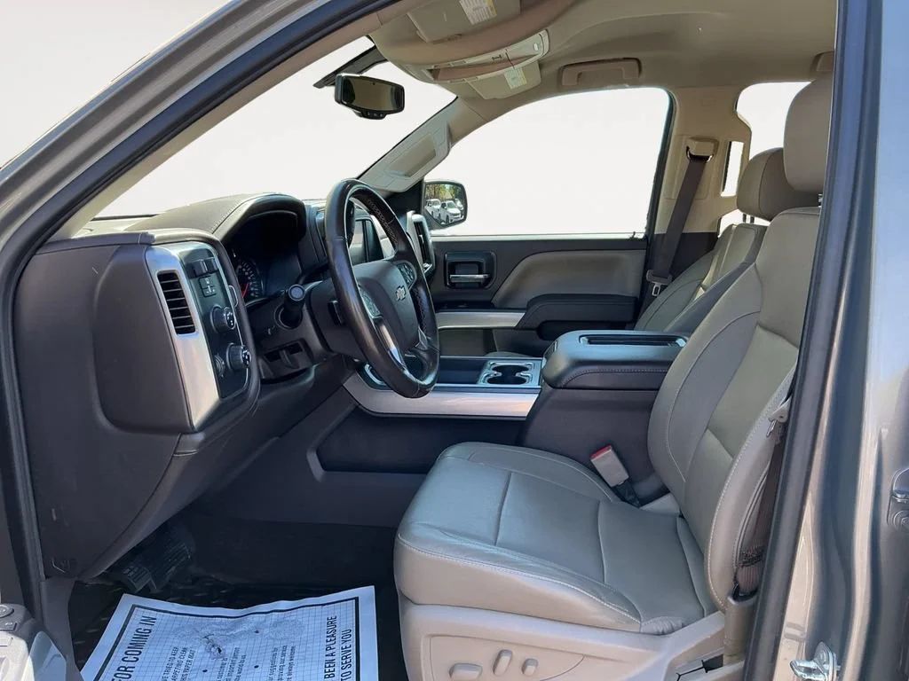 Used 2017 PEPPERDUST METALLIC Chevrolet LTZ image 10