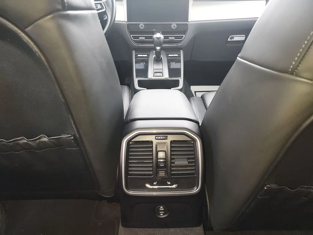Used 2022 Black Porsche Base image 10
