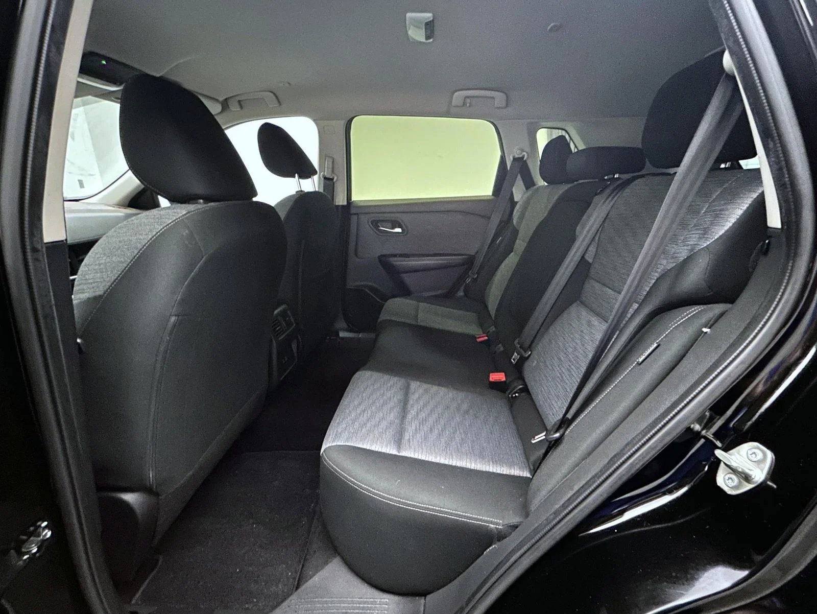 Used 2023 Black Nissan SV image 19