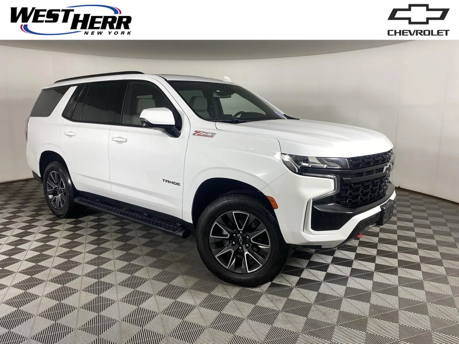 Used 2023 Summit White Chevrolet Z71 image 1