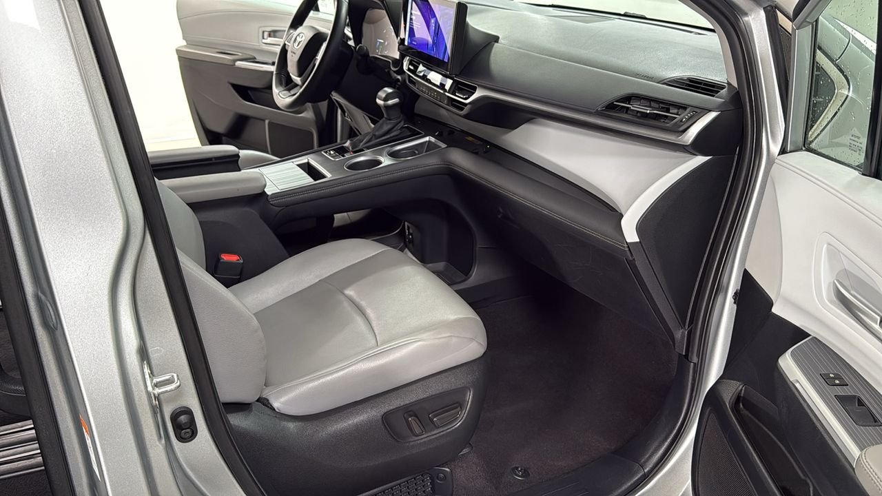 Certified Used 2025 Silver Toyota XLE image 19