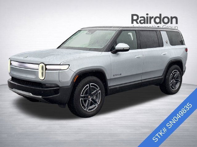 Used 2025 Limestone Rivian Adventure Dual Motor Standard Pack image 3