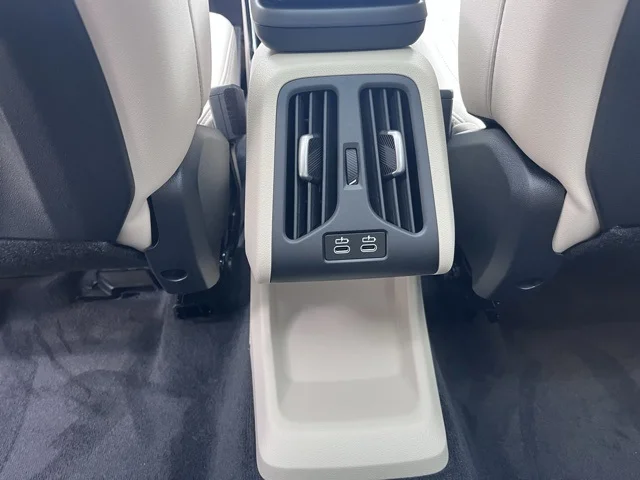 New 2025 Black Sapphire Metallic BMW xDrive28i image 19