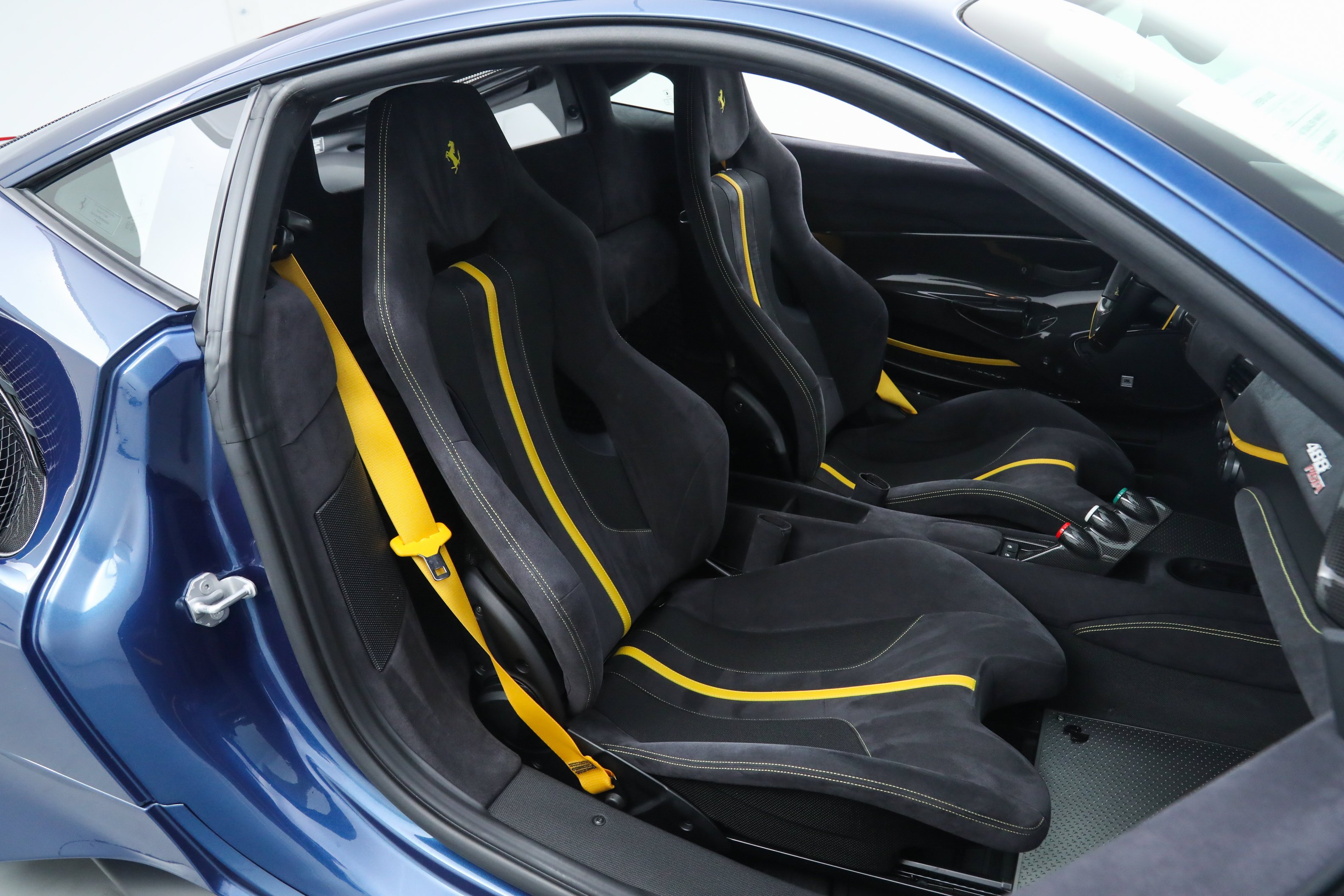 Used 2019 Blue Ferrari  image 23
