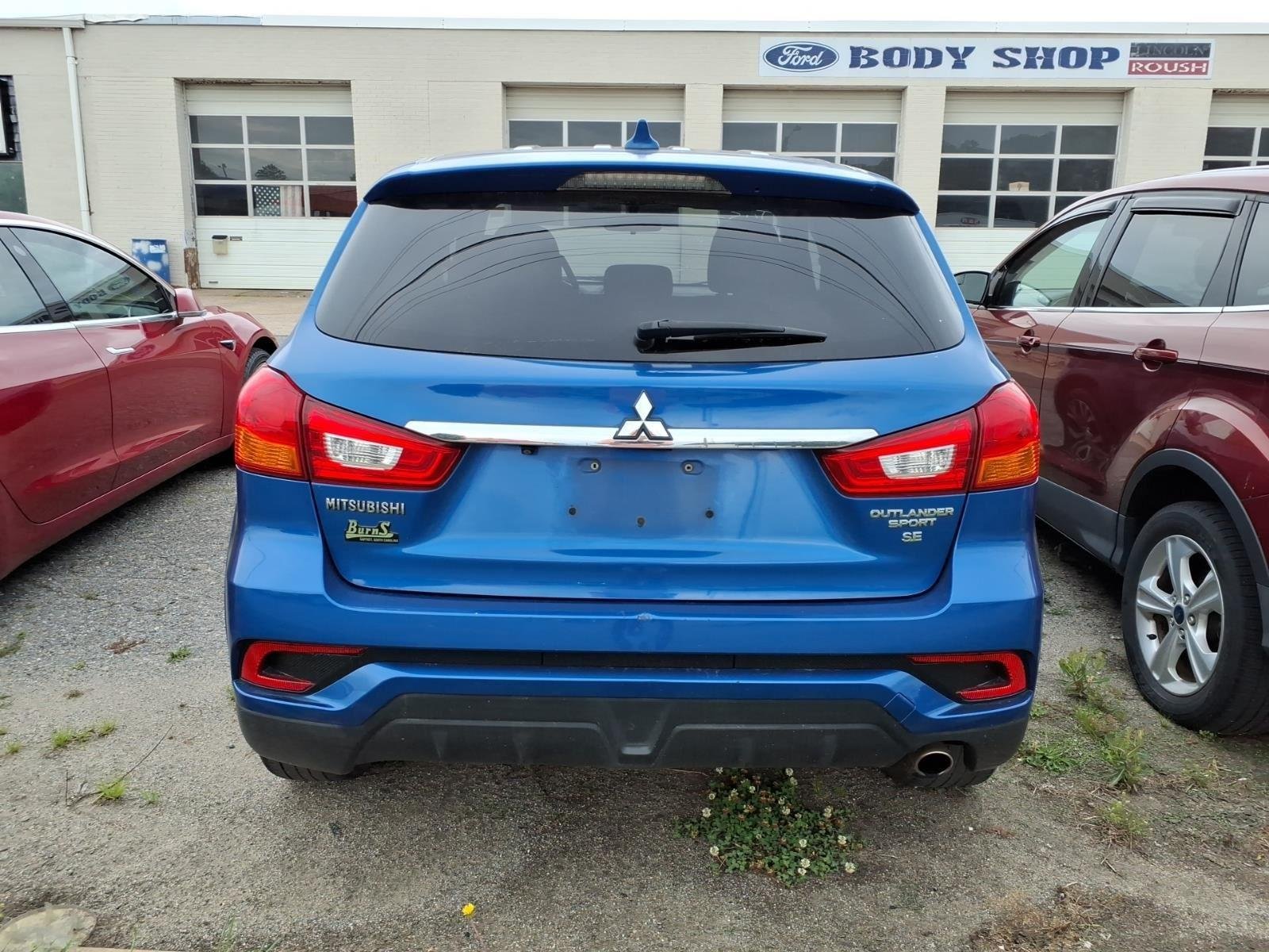 Used 2019 Octane Blue Metallic Mitsubishi SE 2.0 image 5