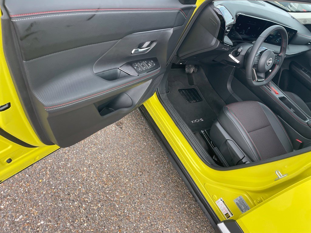 Used 2025 Yellow Nissan SR image 18
