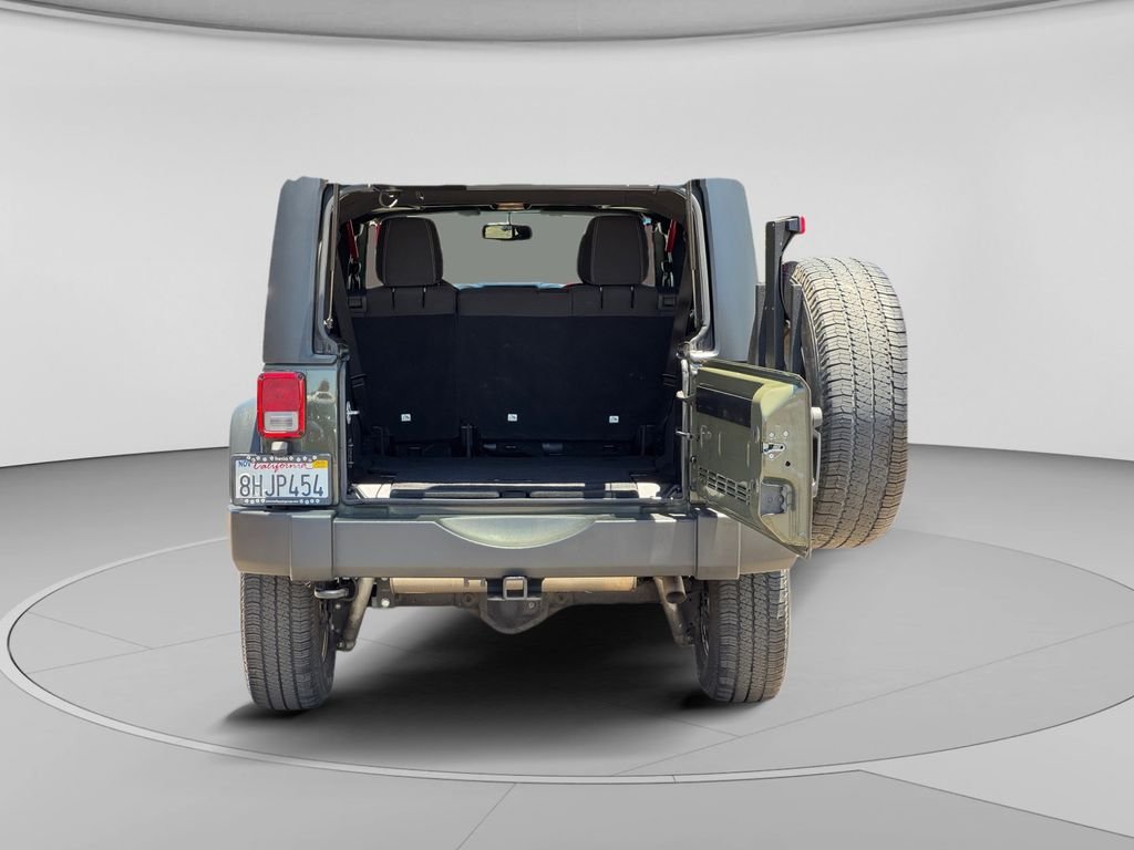 Used 2016 Tank Clearcoat Jeep Unlimited Rubicon image 23