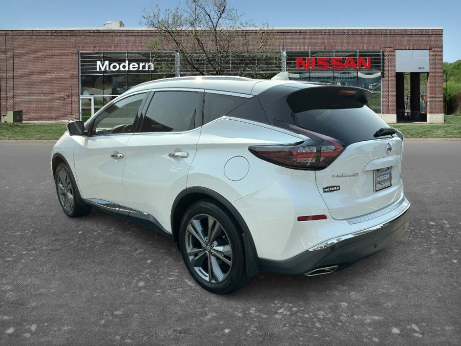 Used 2019 Pearl White Tricoat Nissan Platinum image 2