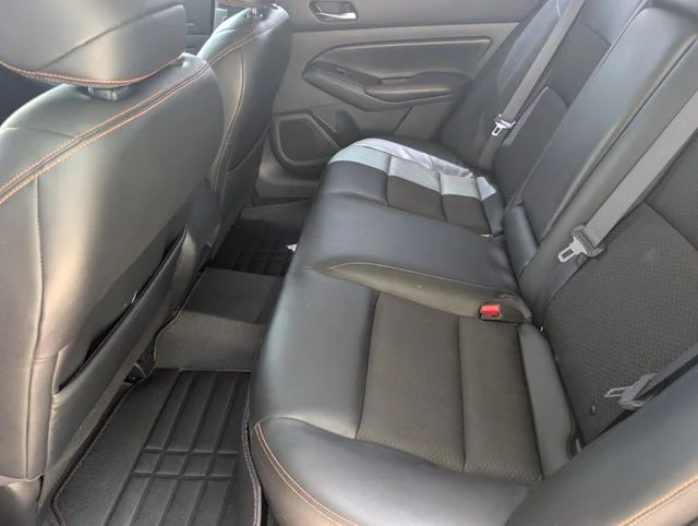 Used 2019 Deep Blue Pearl Nissan 2.5 SR image 9