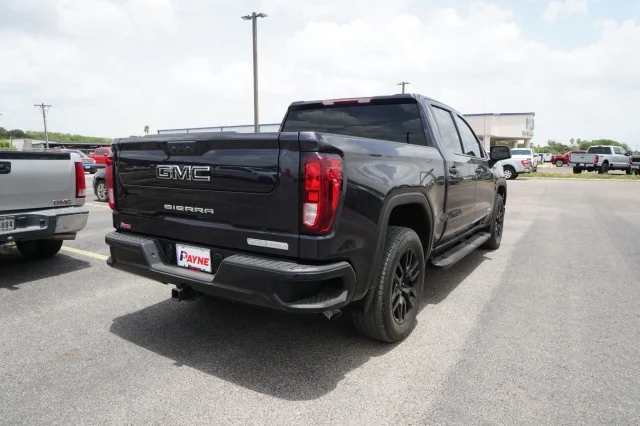 Used 2024  GMC Elevation image 5
