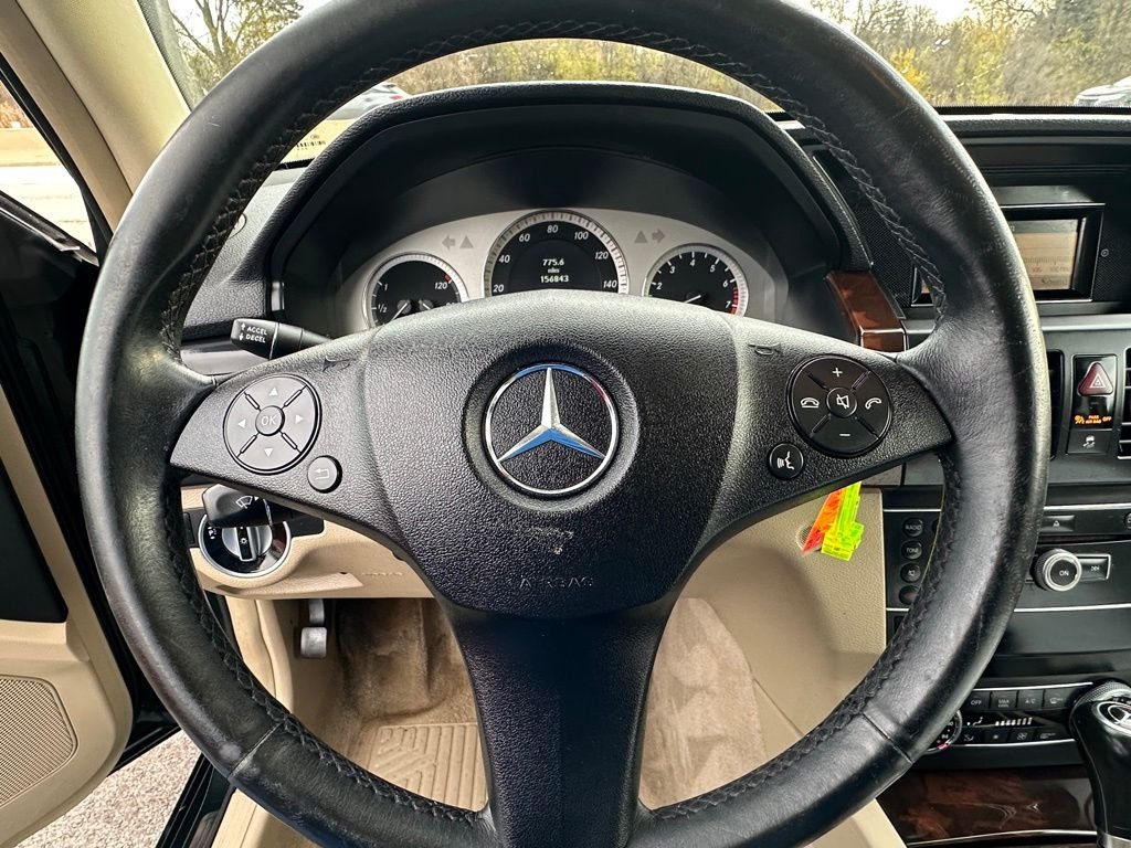 Used 2011 Green Mercedes-Benz GLK 350 image 50