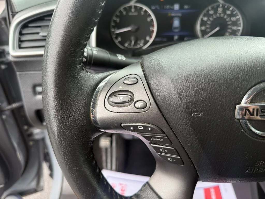 Used 2021 Gray Nissan SL image 32