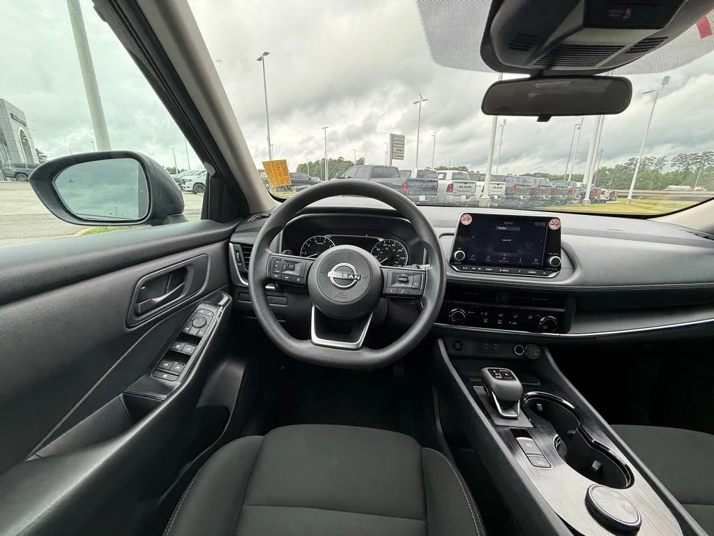 Used 2024 Black Nissan S image 8