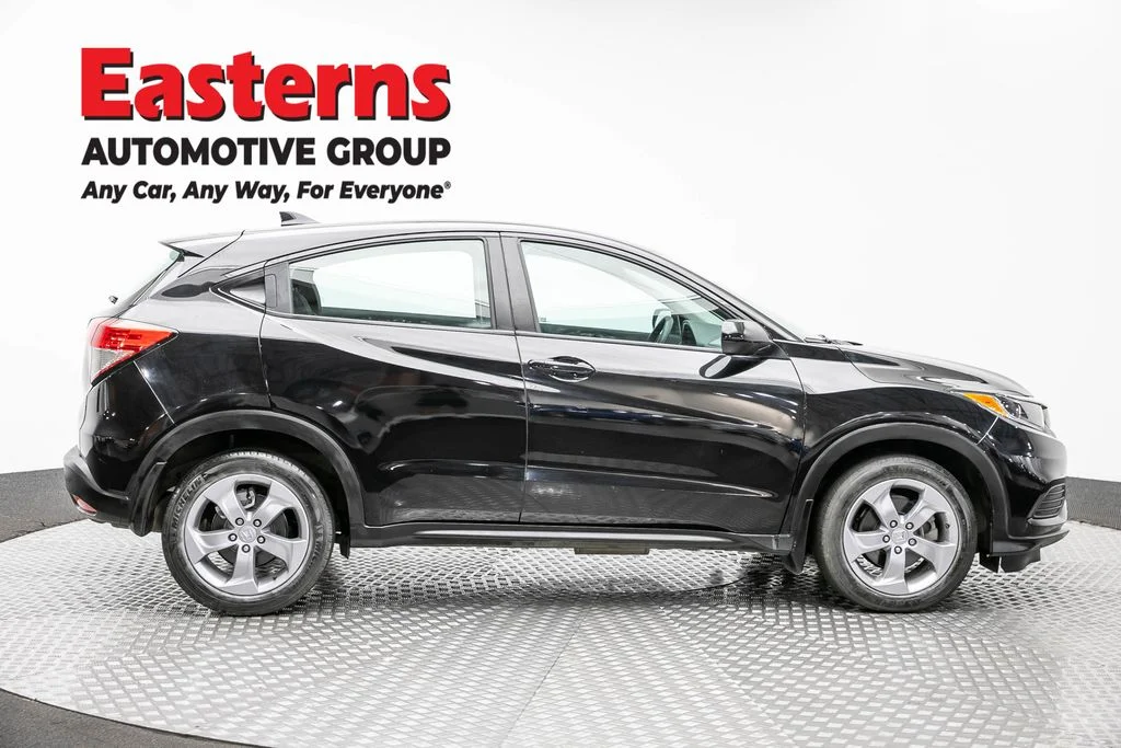 Used 2022 Black Honda LX image 4