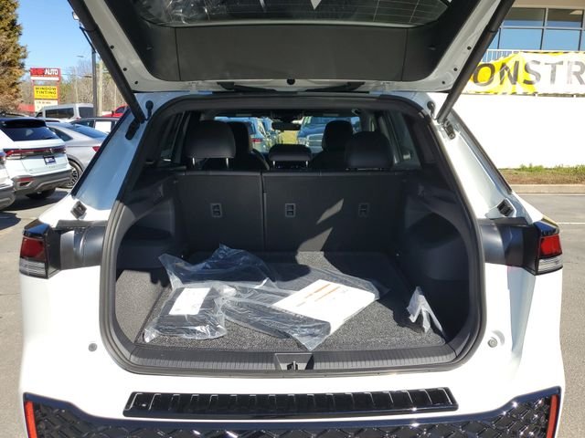 New 2026 White Volkswagen 2.0T SE R-Line Black image 8