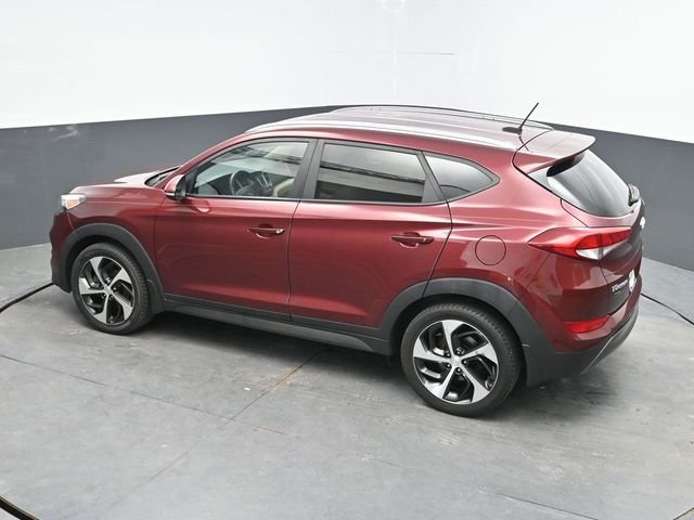 Used 2016 Red Hyundai Sport image 32