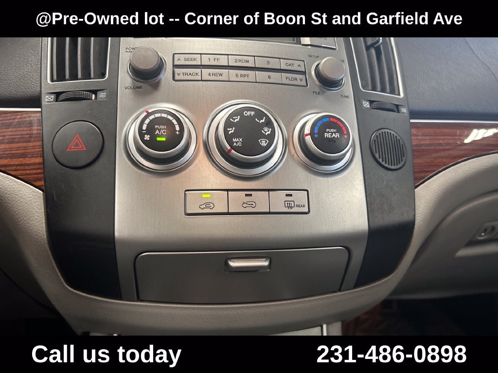 Used 2009 Blue Hyundai GLS image 23