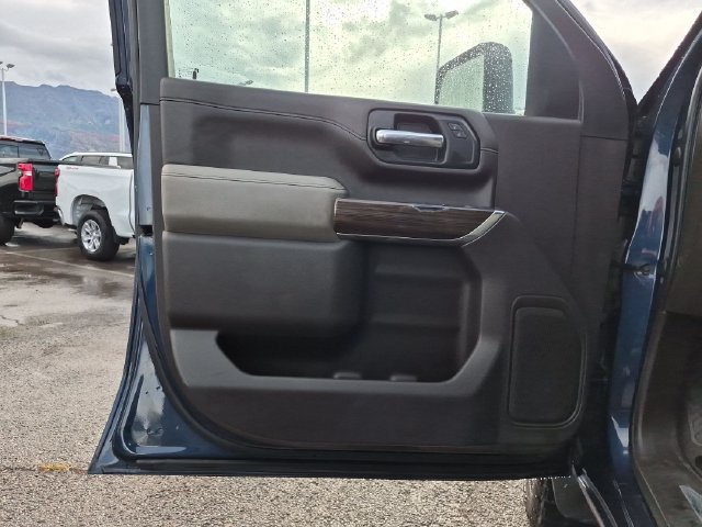 Used 2022 NORTHSKY BLUE METALLIC Chevrolet LT image 12