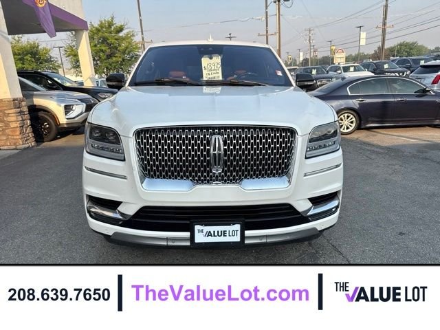 Used 2018 White Lincoln Reserve image 9