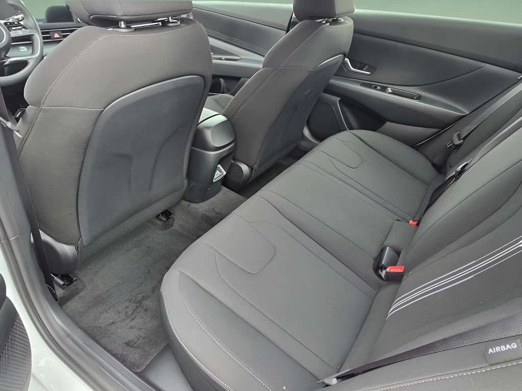 Used 2026 Serenity White Hyundai Blue image 16