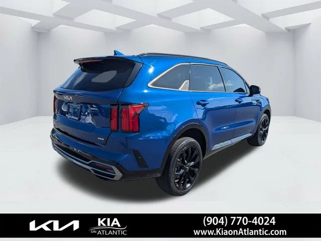 Used 2023 Blue Kia SX image 3