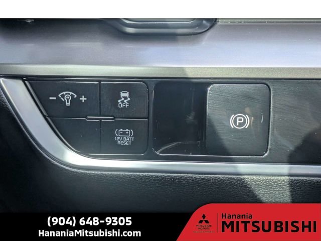 Used 2023 White Kia EX image 24