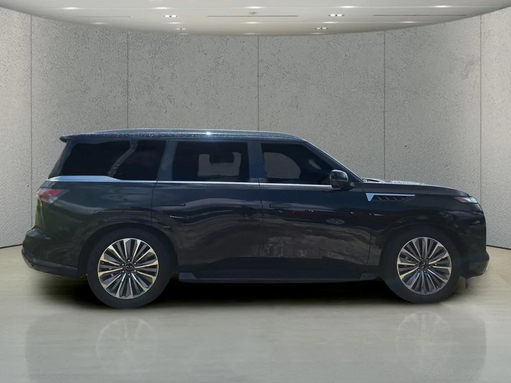 Used 2025 Black INFINITI SENSORY image 6