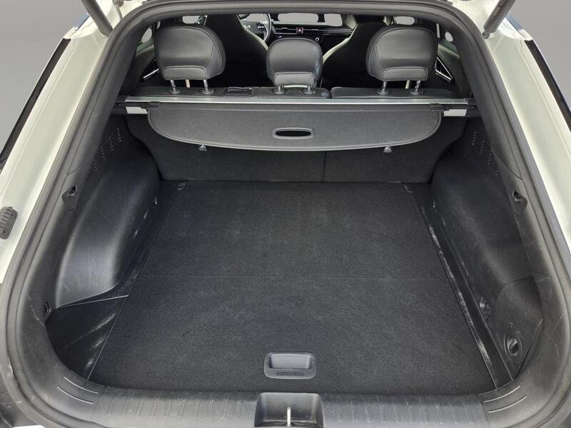 Used 2023 Snow White Pearl KIA GT-Line RWD image 15