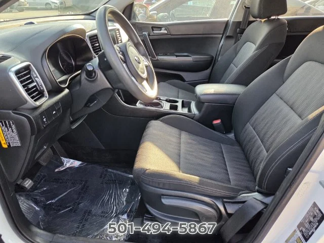 Used 2022 White Kia LX image 7
