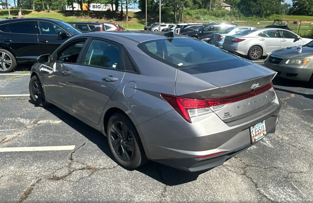 Certified Used 2023 Silver Hyundai Blue image 6
