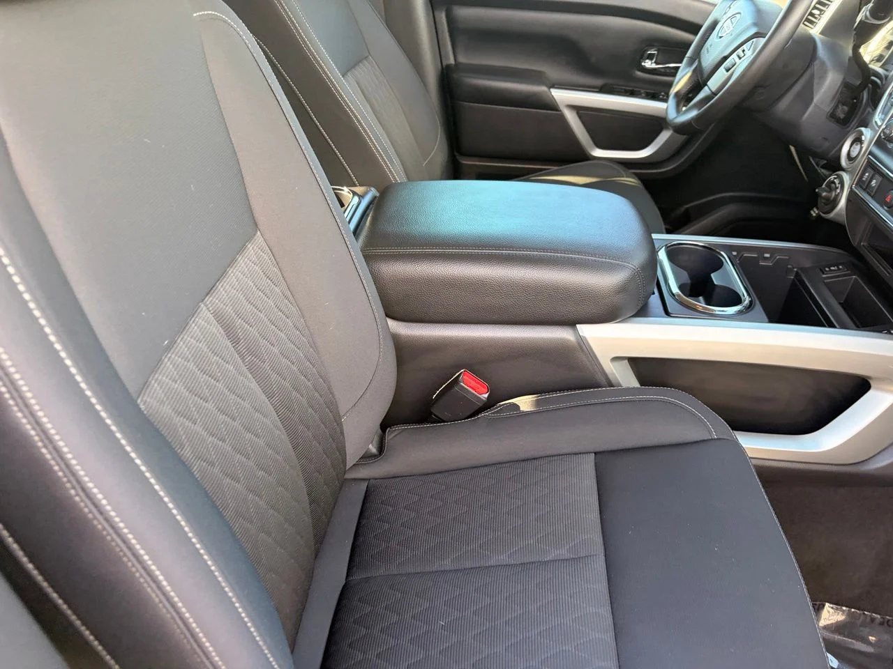 Used 2018 Magnetic Black Nissan SV image 9