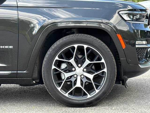 Used 2023 Rocky Mountain Pearlcoat Jeep Summit Reserve image 7