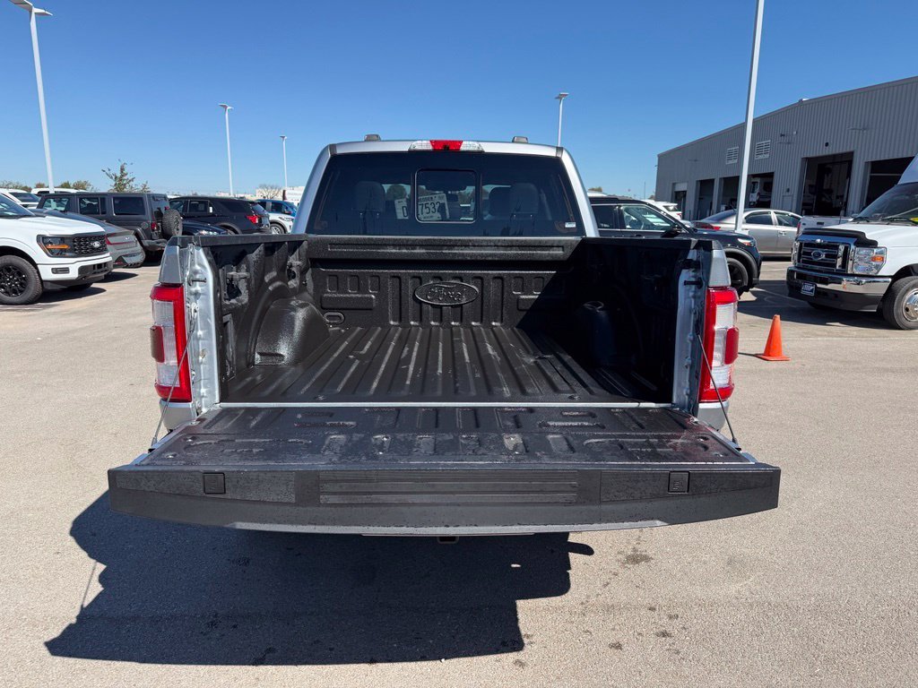 Used 2021 Silver Ford Lariat image 19