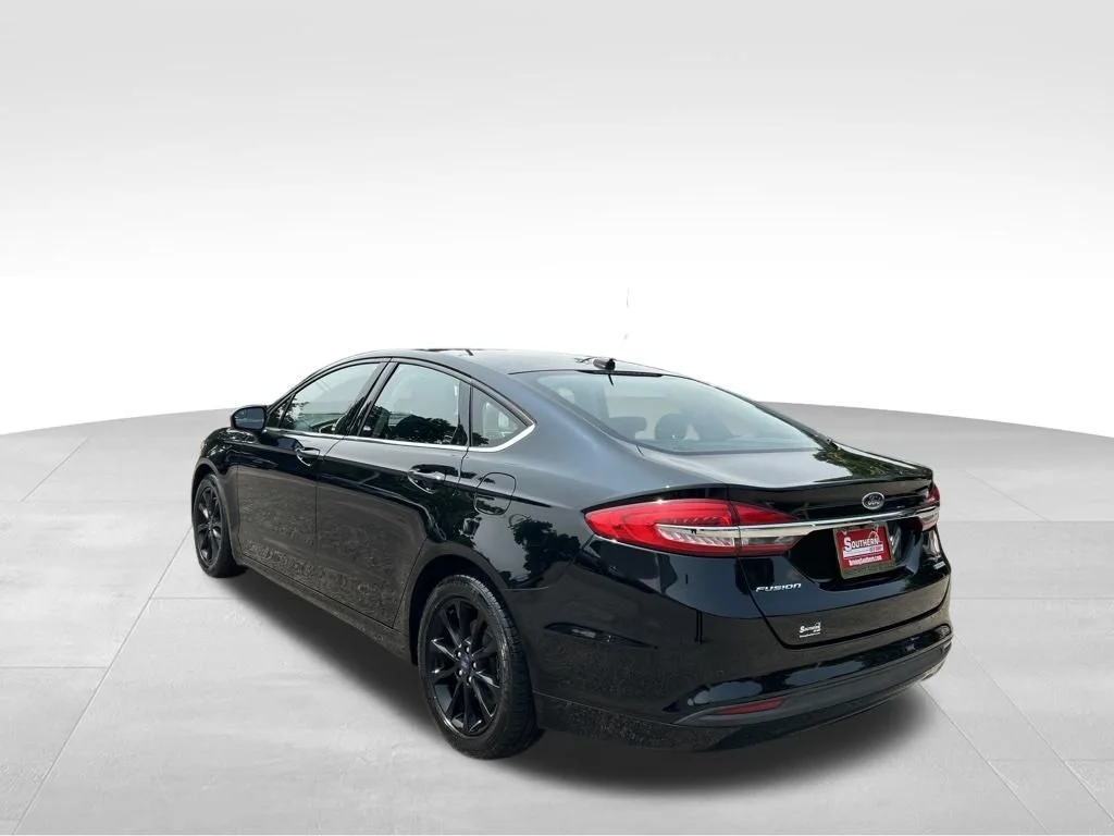 Used 2017 Black Ford SE image 3