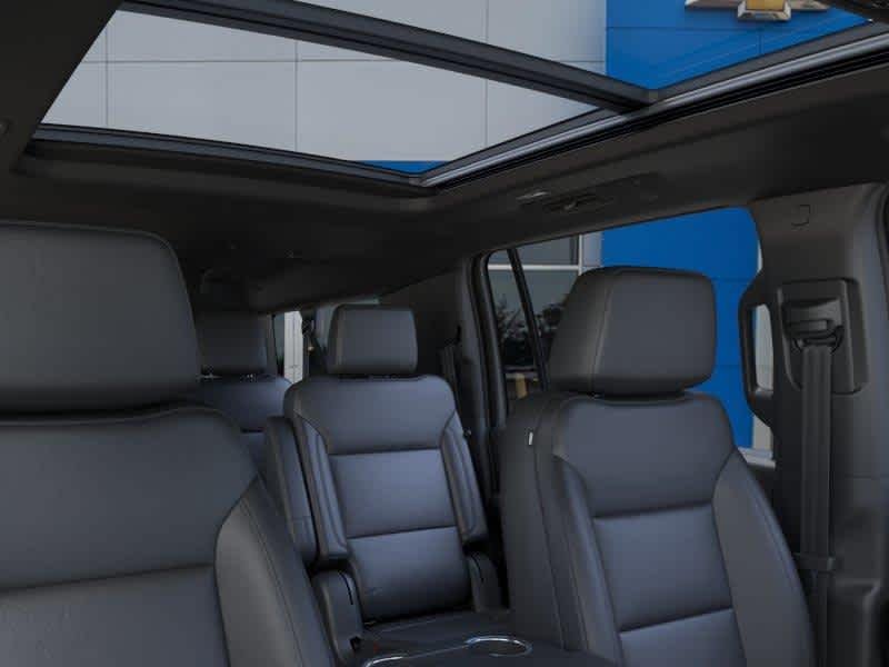 New 2026 Summit White Chevrolet LT image 24